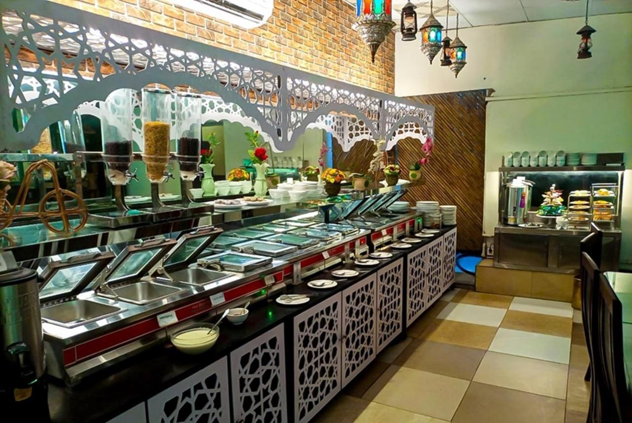 Rose Palace Hotel Lahore Exterior photo
